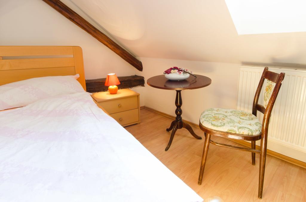 Český Krumlov Pension Rosa מראה חיצוני תמונה